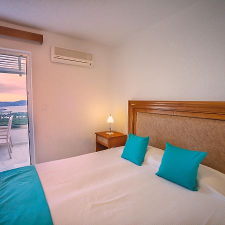 Elounda Water Park Residence Hotel (Adults Only) ภายนอก รูปภาพ